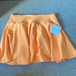Brand new Beyond Yoga skort. Size large